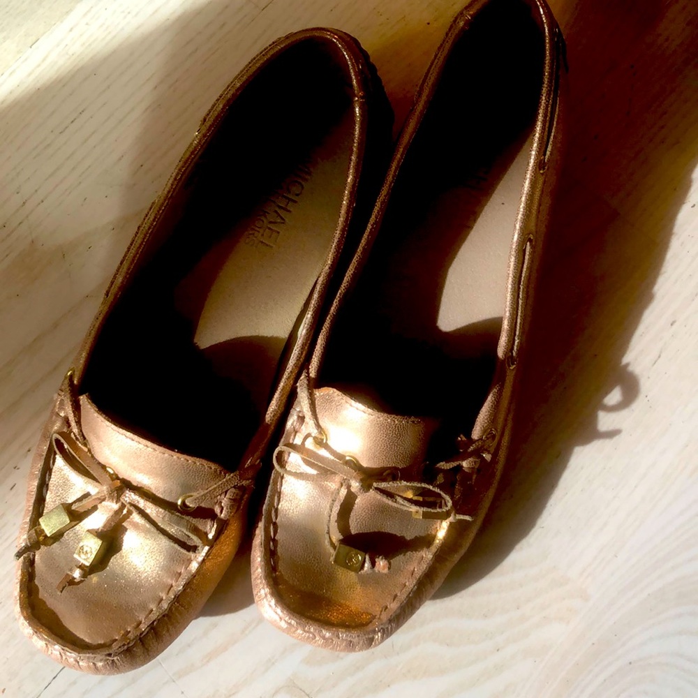 MICHAEL KORS driving moccasins